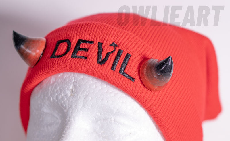 Devil horn pins// Embroidered Devil beanie - owlieart